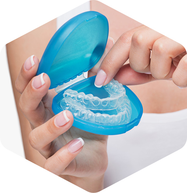 Essix retainers for dental treatment
